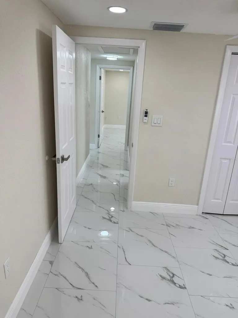 5626 Moog Road Holiday FL 34690