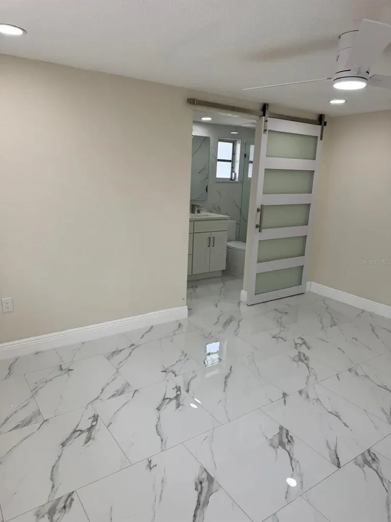 5626 Moog Road Holiday FL 34690
