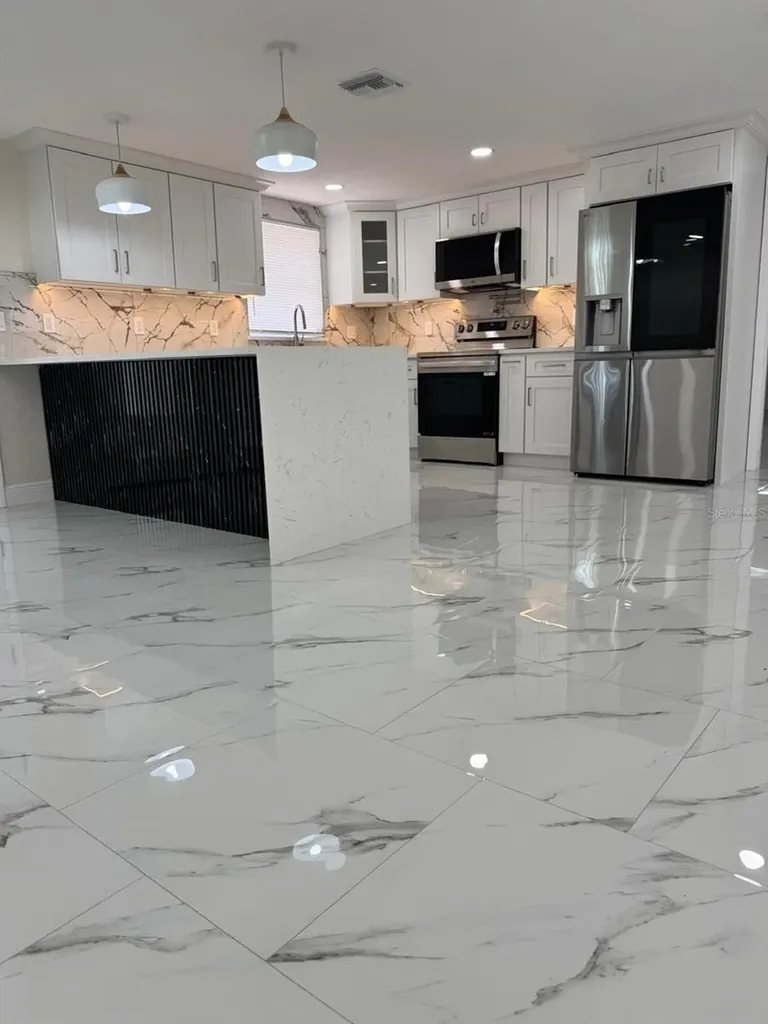 5626 Moog Road Holiday FL 34690