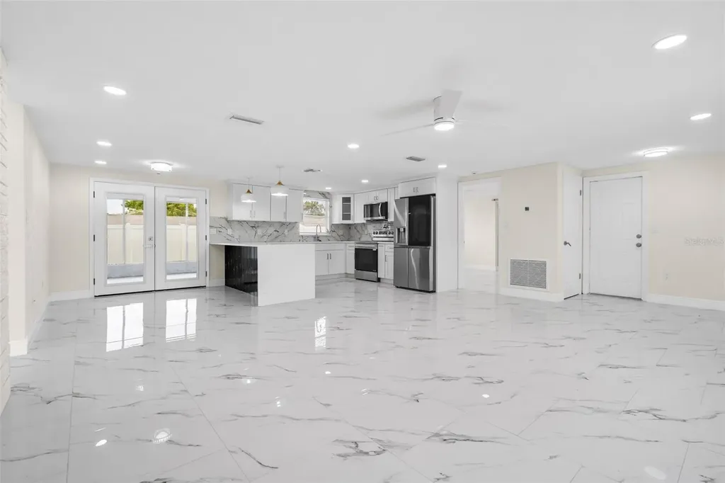 5626 Moog Road Holiday FL 34690