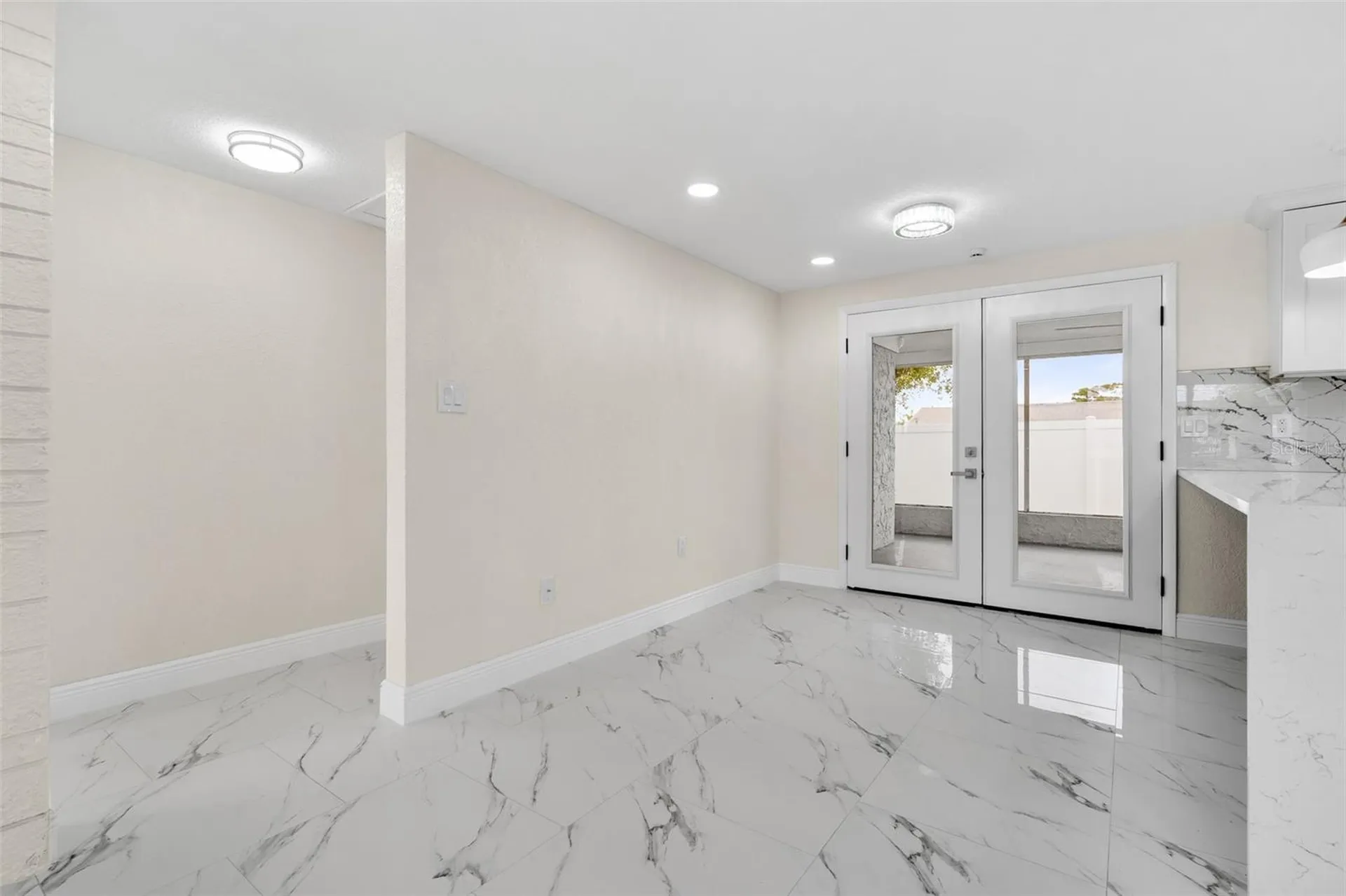 5626 Moog Road Holiday FL 34690