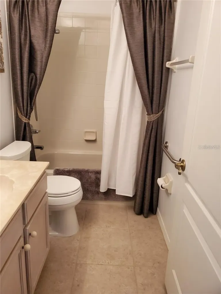 1237 Corinth Greens Drive Sun City Center FL 33573