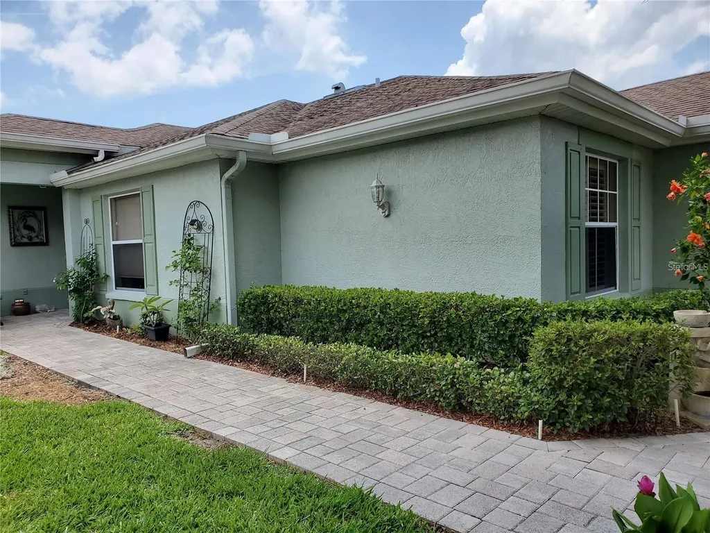 1237 Corinth Greens Drive Sun City Center FL 33573