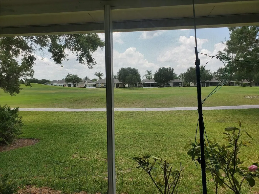 1237 Corinth Greens Drive Sun City Center FL 33573