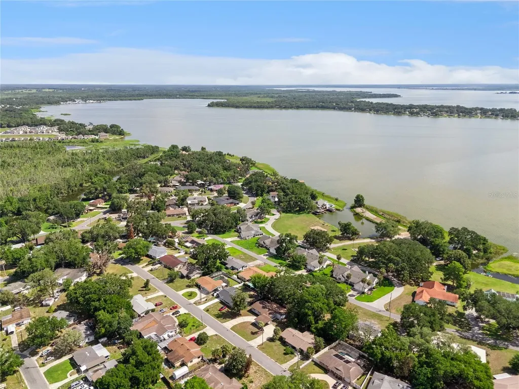 1310 Lee Court Leesburg FL 34748