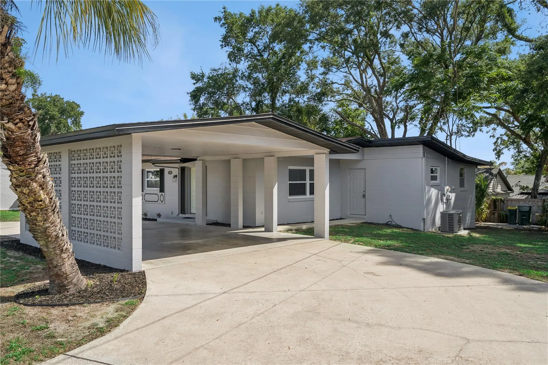 1310 Lee Court Leesburg FL 34748