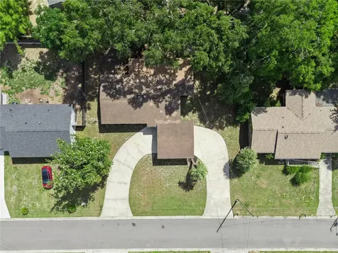 1310 Lee Court Leesburg FL 34748