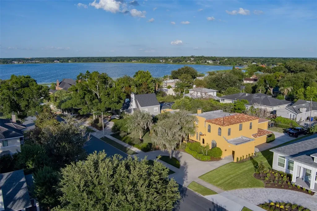 327 Miramar Road Lakeland FL 33803