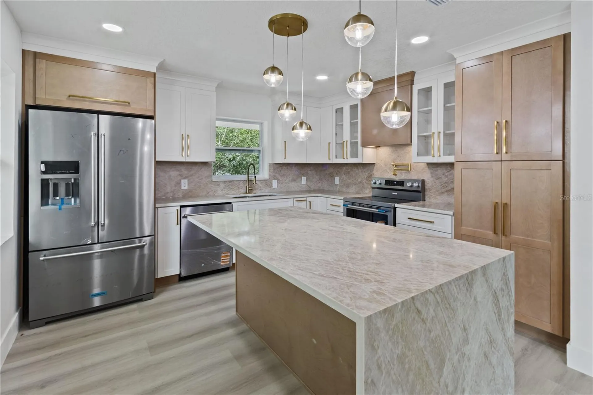 3232 W Oakellar Avenue Tampa FL 33611