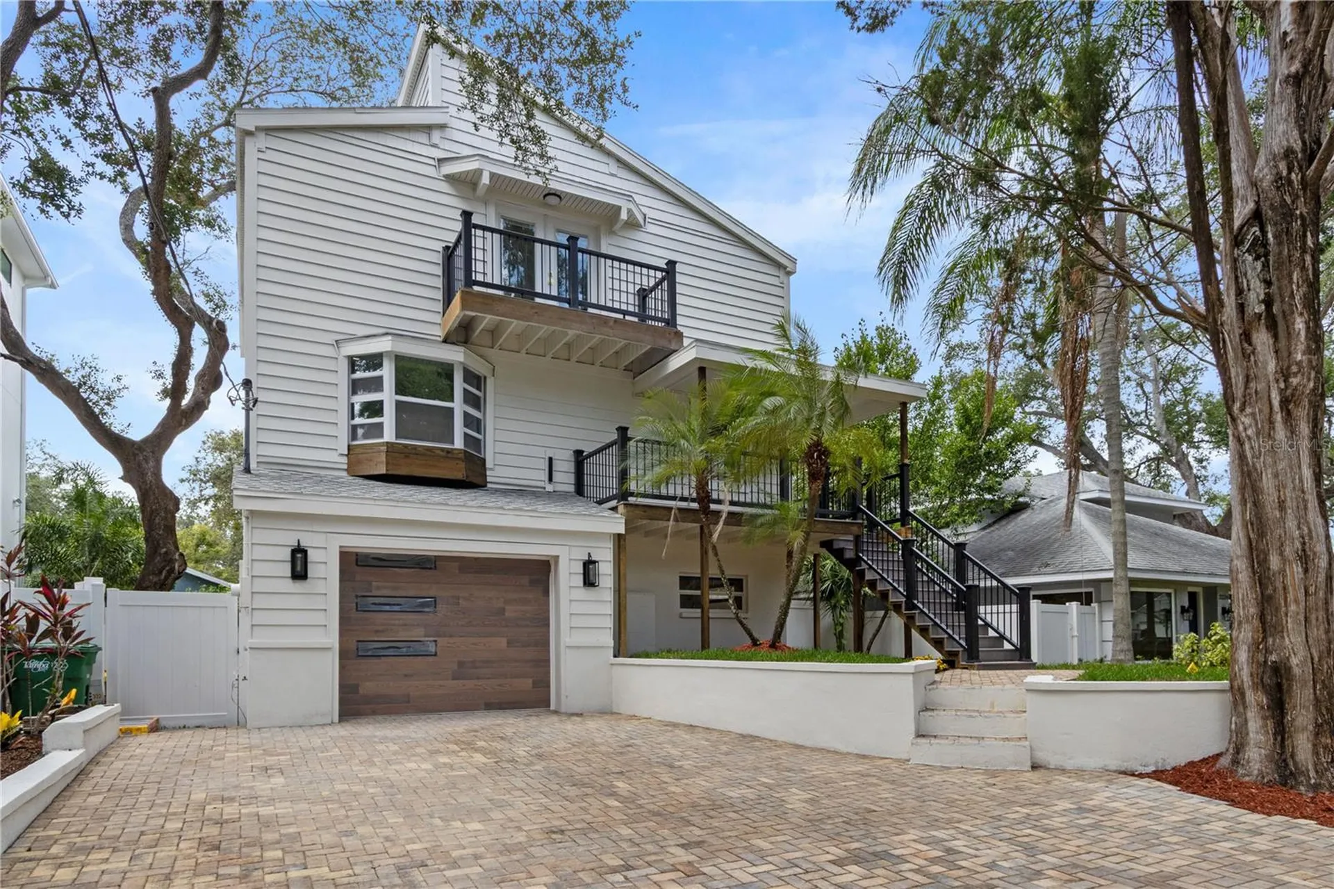 3232 W Oakellar Avenue Tampa FL 33611