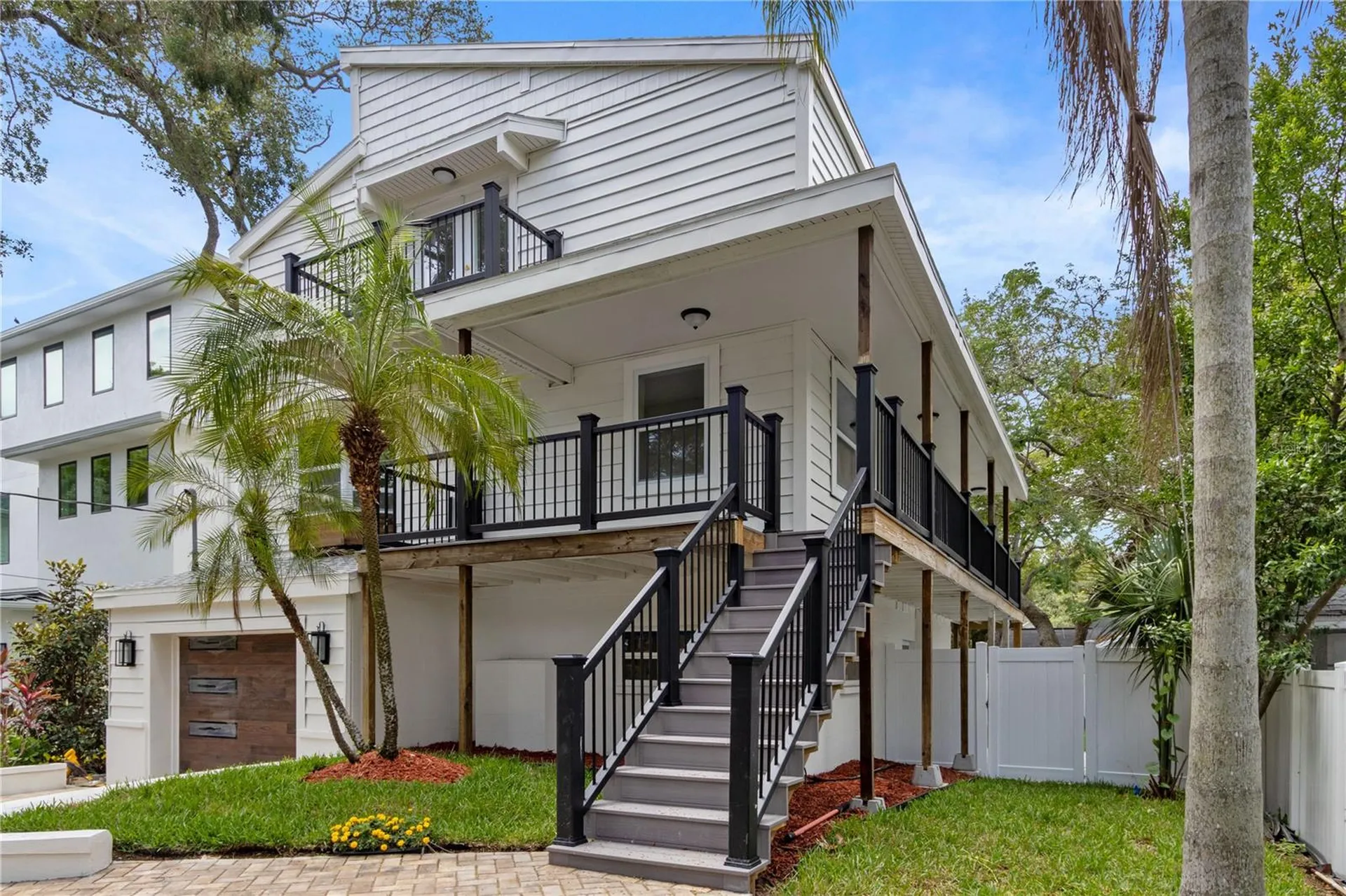 3232 W Oakellar Avenue Tampa FL 33611