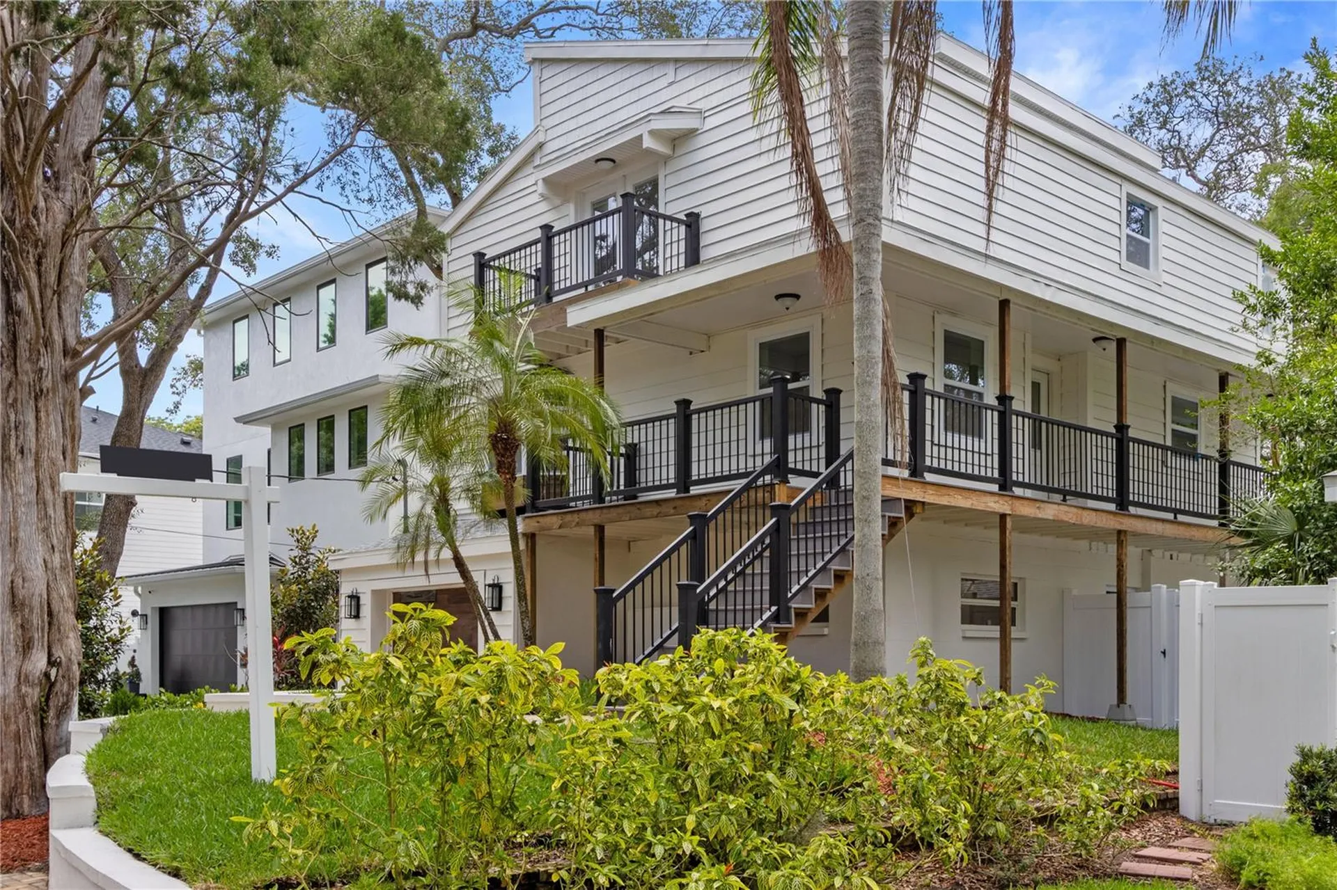 3232 W Oakellar Avenue Tampa FL 33611