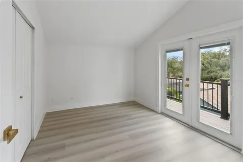 3232 W Oakellar Avenue Tampa FL 33611