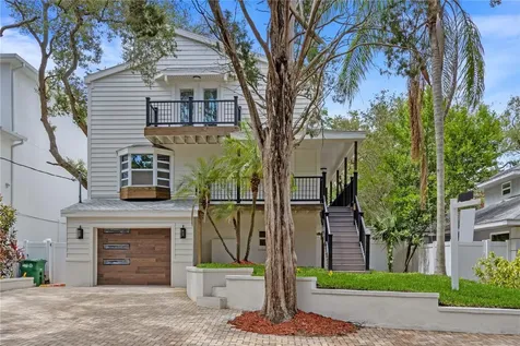 3232 W Oakellar Avenue Tampa FL 33611