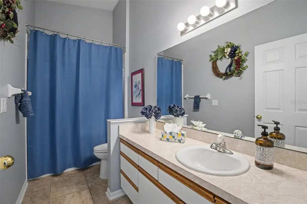 25049 Navel Avenue Leesburg FL 34748