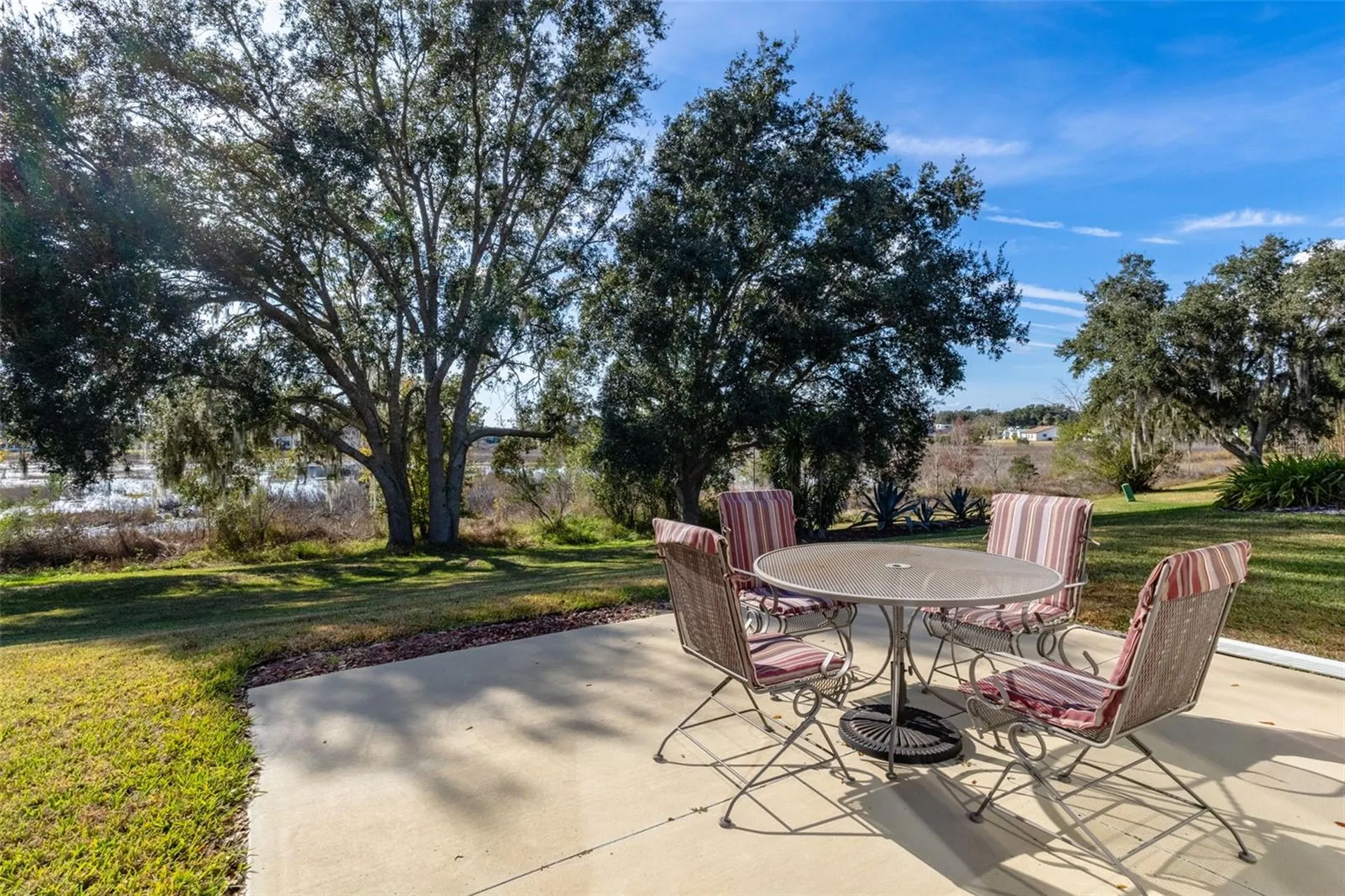 25049 Navel Avenue Leesburg FL 34748