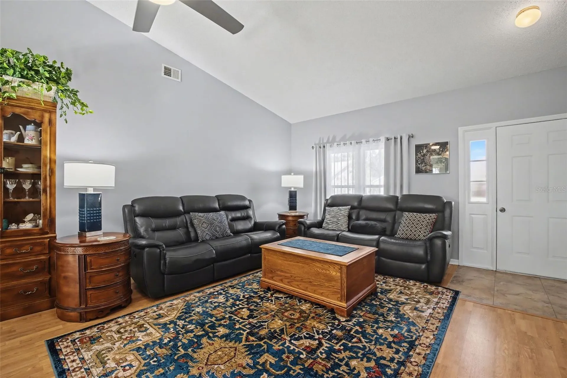 25049 Navel Avenue Leesburg FL 34748