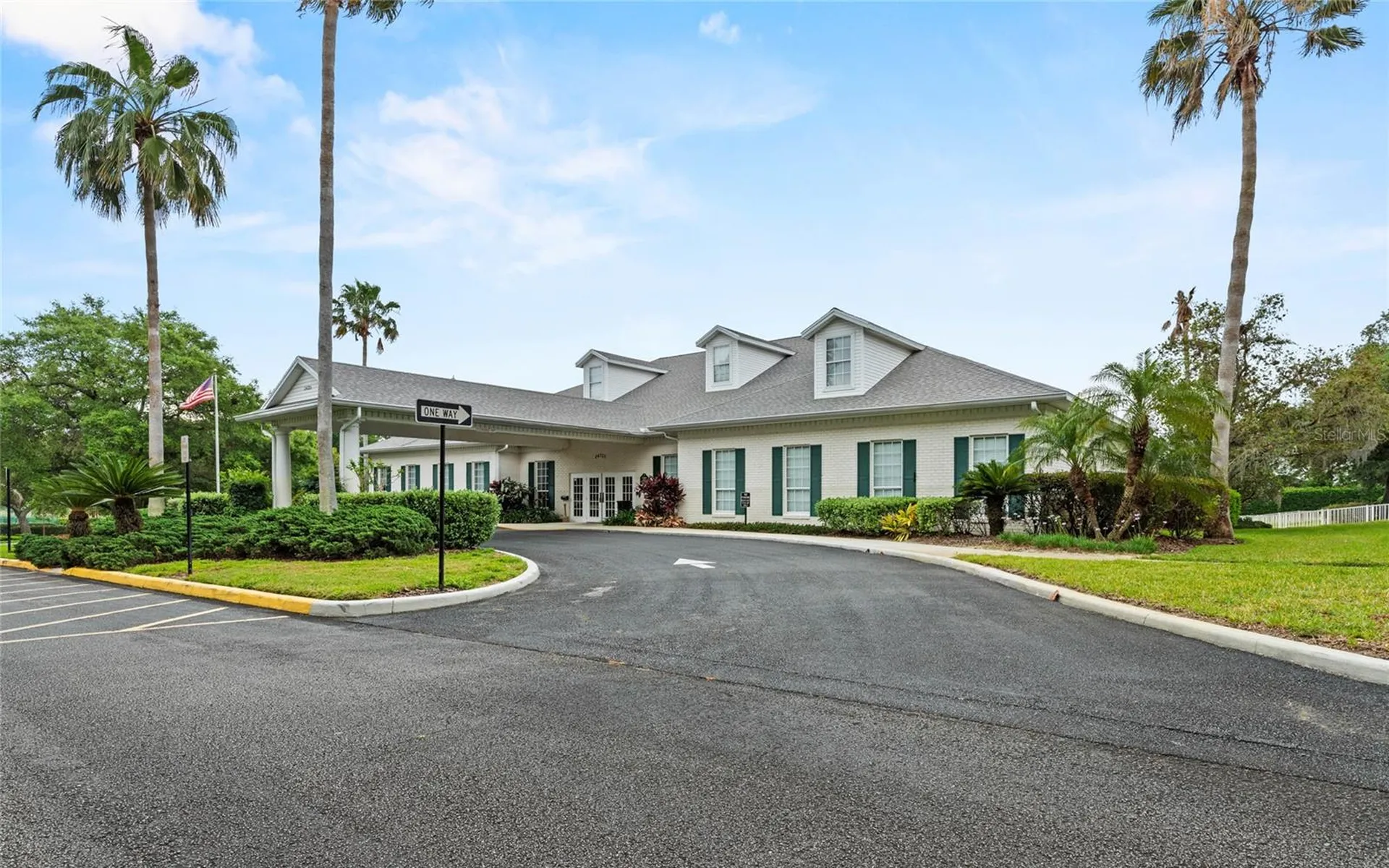 25049 Navel Avenue Leesburg FL 34748