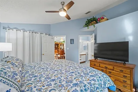 25049 Navel Avenue Leesburg FL 34748