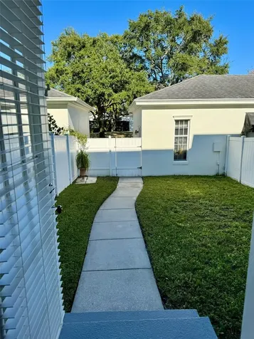 993 Juel Street Orlando FL 32814
