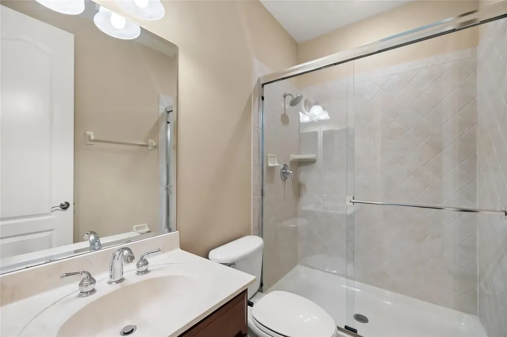 523 W Blue Water Edge Drive Eustis FL 32736