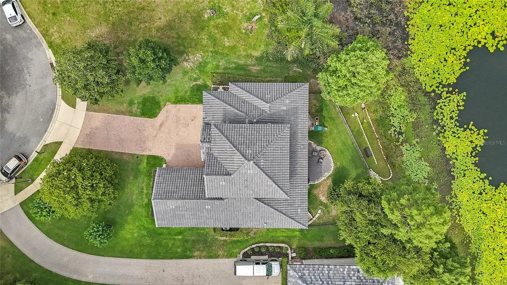 523 W Blue Water Edge Drive Eustis FL 32736