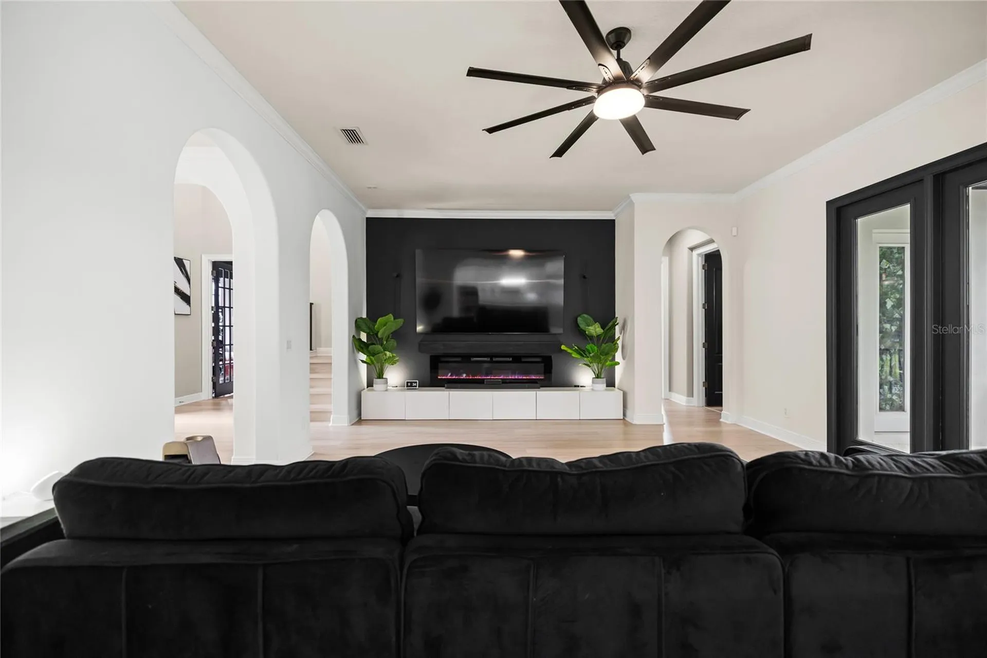 523 W Blue Water Edge Drive Eustis FL 32736