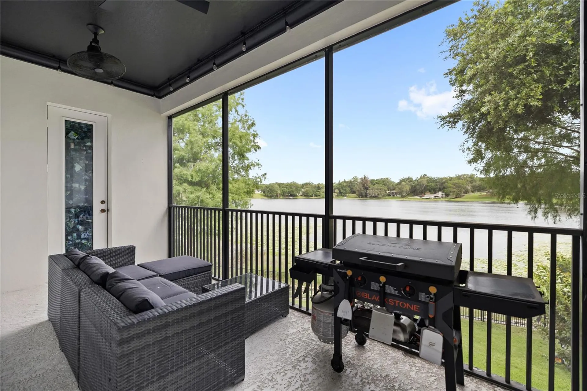 523 W Blue Water Edge Drive Eustis FL 32736
