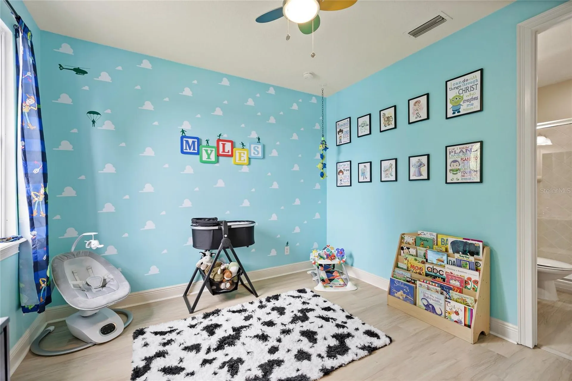 523 W Blue Water Edge Drive Eustis FL 32736