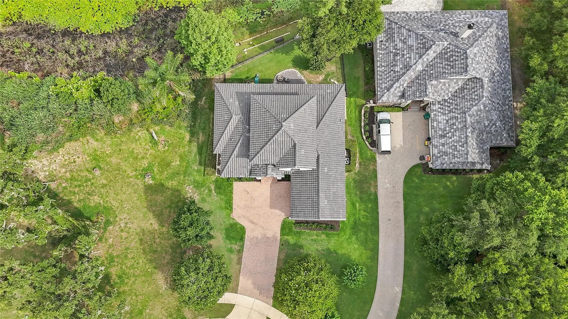 523 W Blue Water Edge Drive Eustis FL 32736