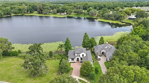 523 W Blue Water Edge Drive Eustis FL 32736