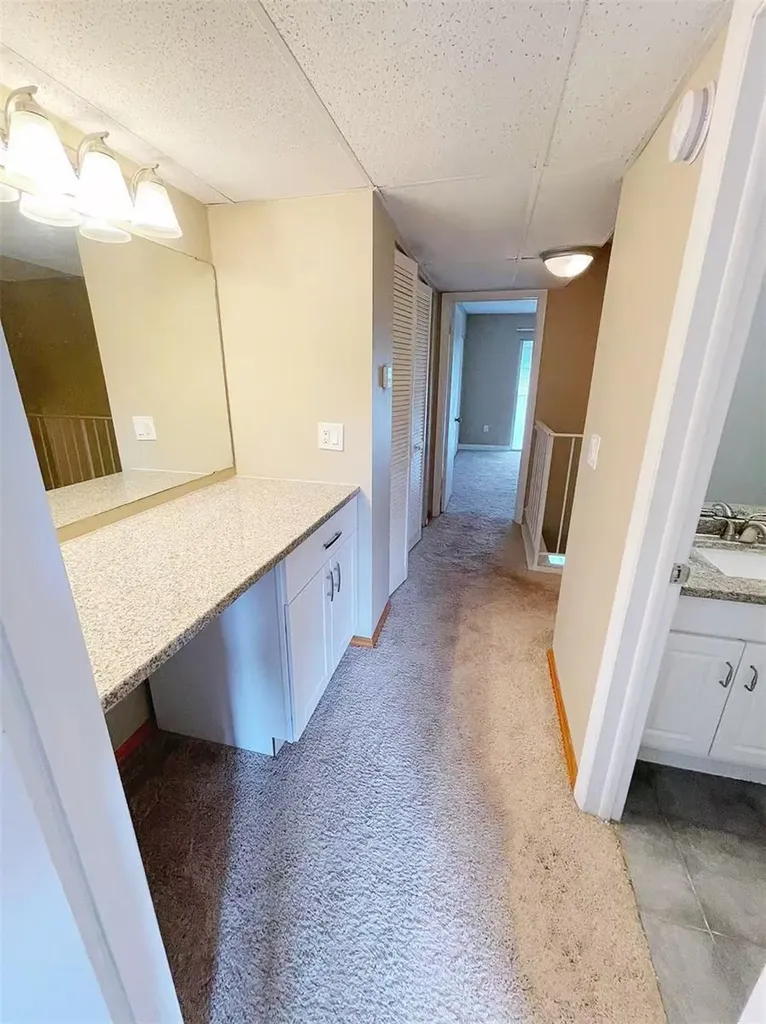 14402 Reuter Strasse Circle Tampa FL 33613