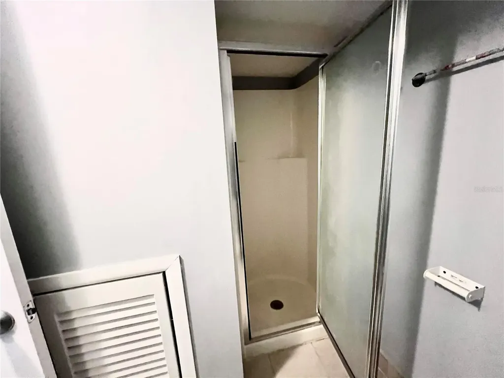 14402 Reuter Strasse Circle Tampa FL 33613