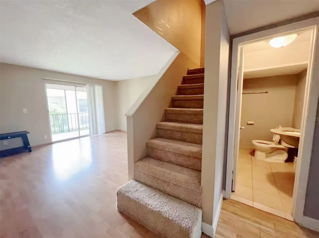 14402 Reuter Strasse Circle Tampa FL 33613