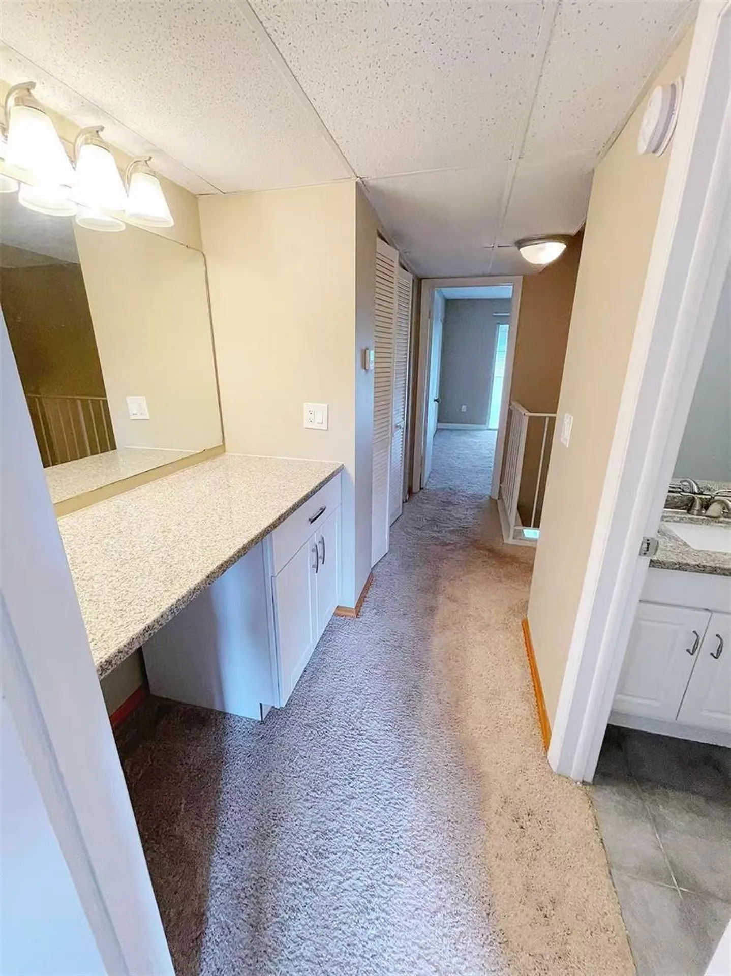 14402 Reuter Strasse Circle Tampa FL 33613