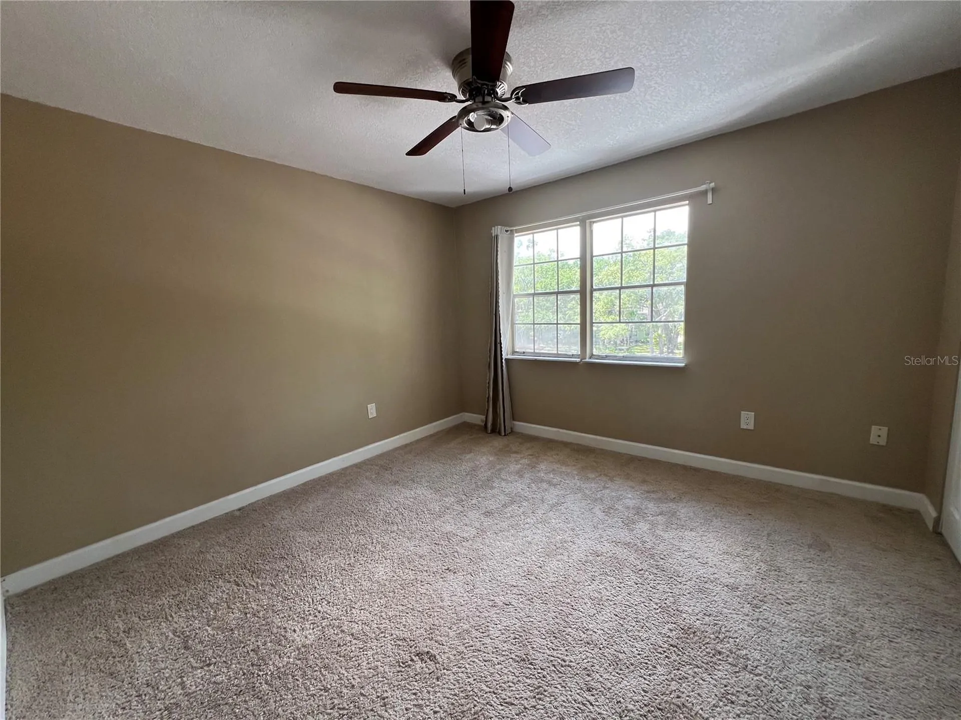 14402 Reuter Strasse Circle Tampa FL 33613