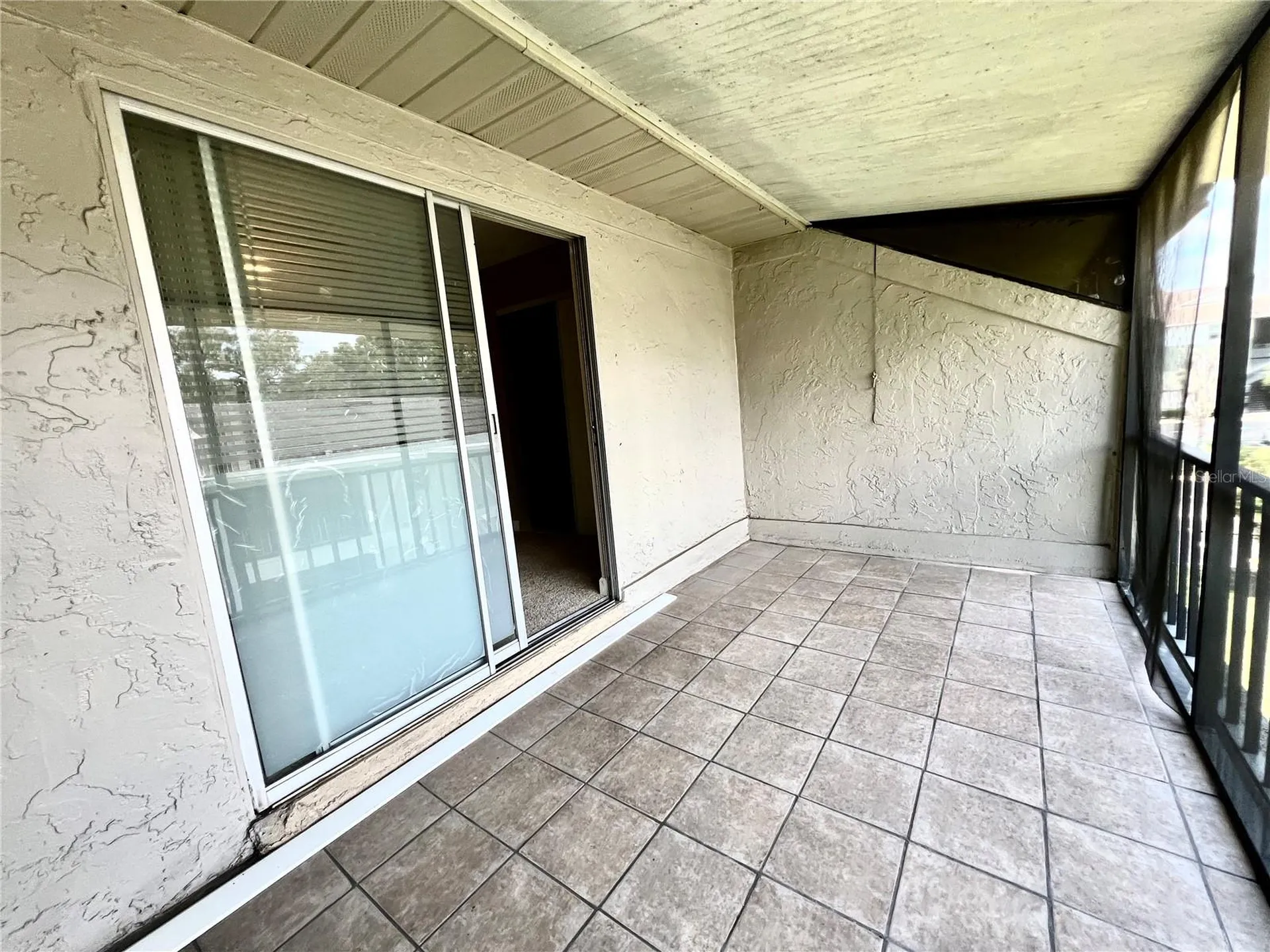 14402 Reuter Strasse Circle Tampa FL 33613