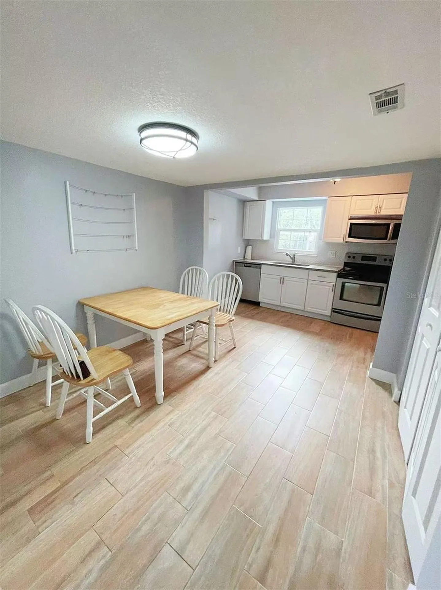 14402 Reuter Strasse Circle Tampa FL 33613