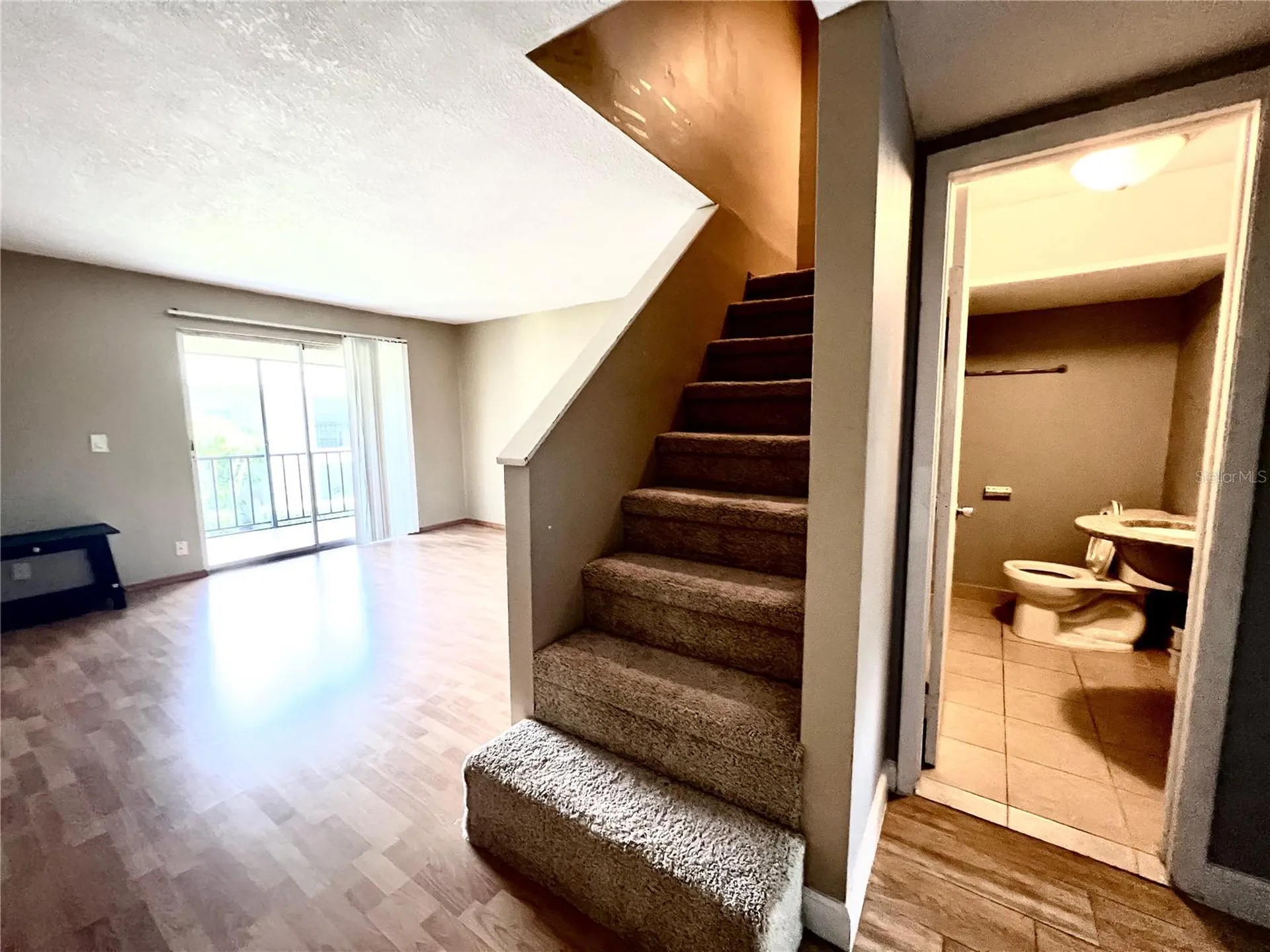 14402 Reuter Strasse Circle Tampa FL 33613