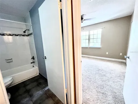 14402 Reuter Strasse Circle Tampa FL 33613