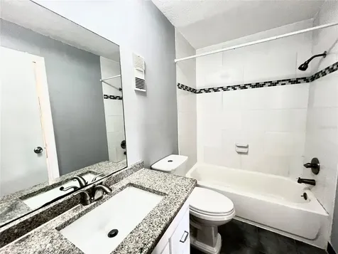 14402 Reuter Strasse Circle Tampa FL 33613