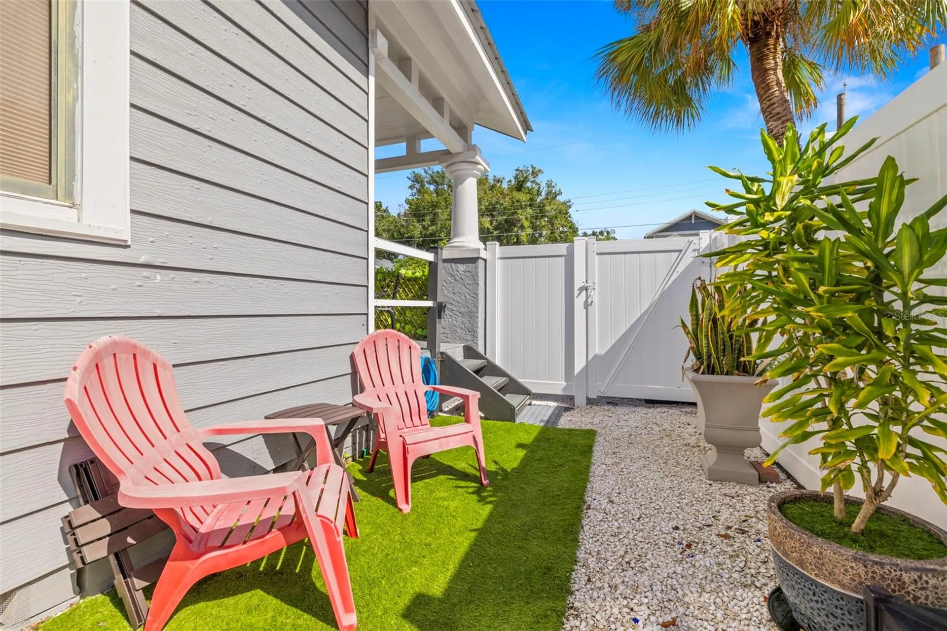2526 W Union Street Tampa FL 33607