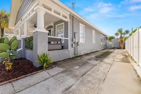 2526 W Union Street Tampa FL 33607
