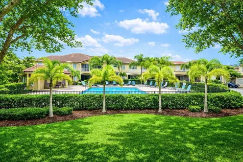 8766 The Esplanade Orlando FL 32836
