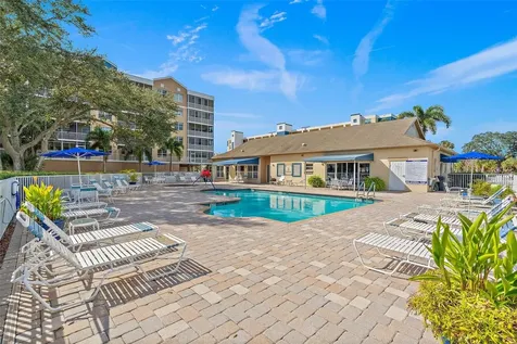 960 Starkey Road Largo FL 33771