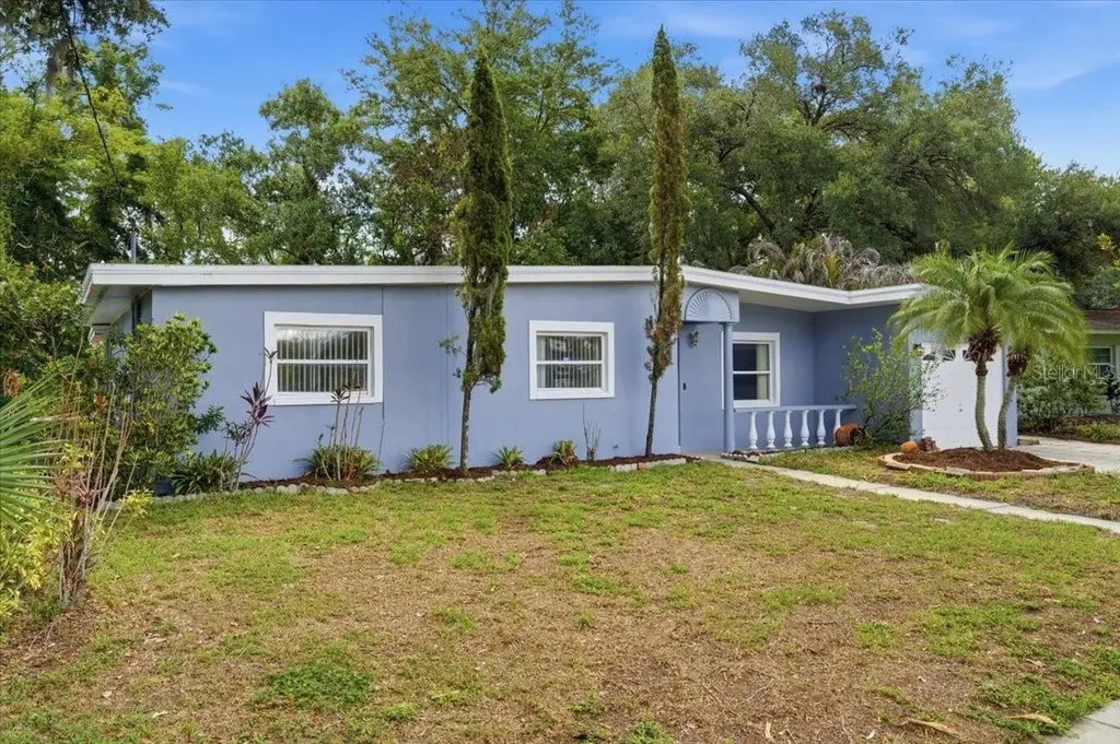 15005 Monet Drive Tampa FL 33613
