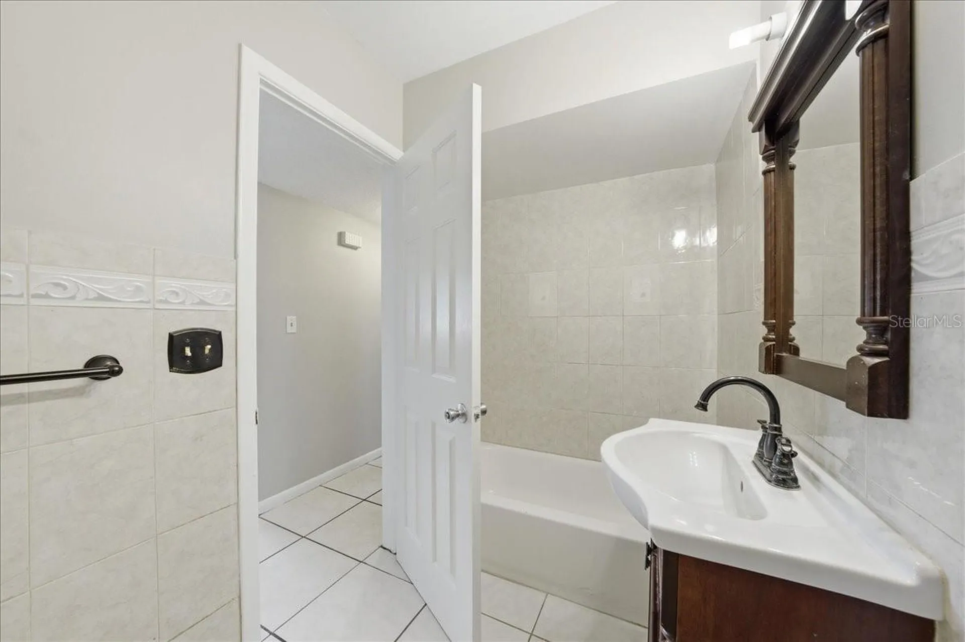15005 Monet Drive Tampa FL 33613