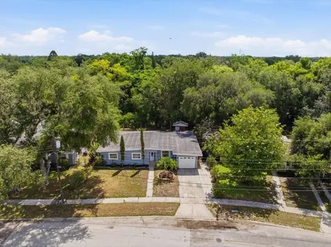 15005 Monet Drive Tampa FL 33613