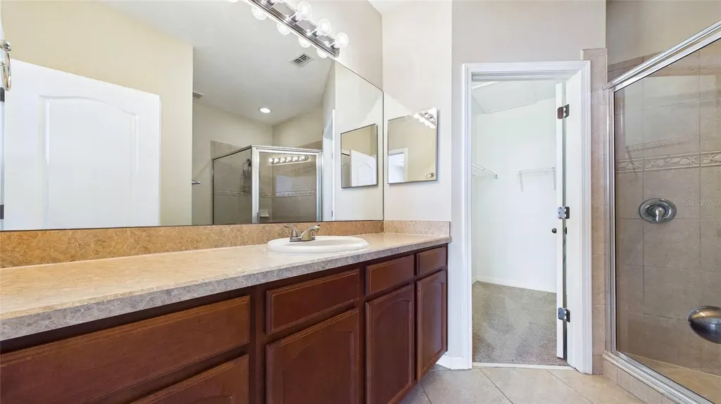 13128 Logan Captiva Lane Gibsonton FL 33534