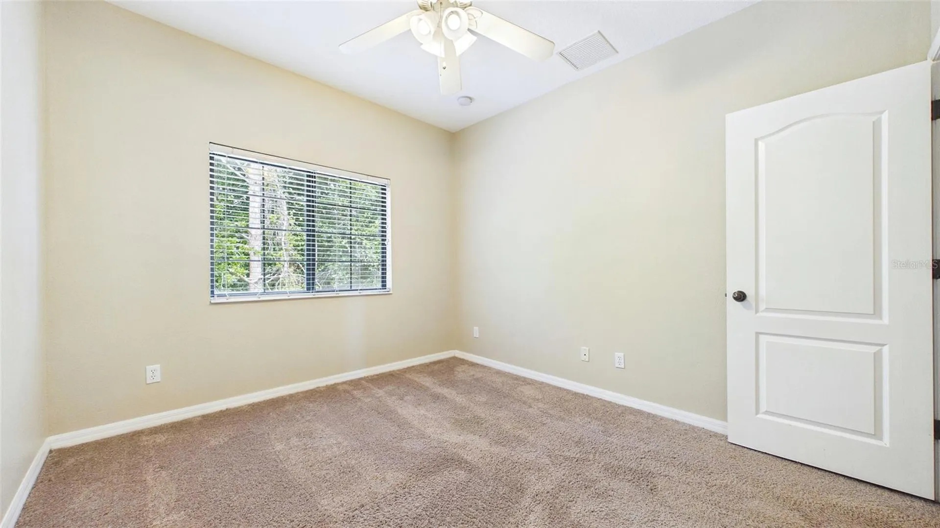 13128 Logan Captiva Lane Gibsonton FL 33534